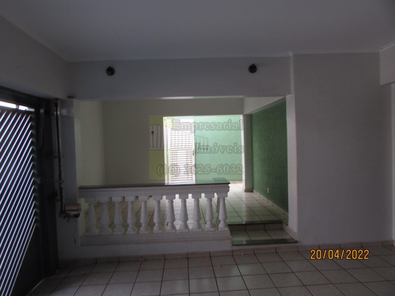 Casa para alugar com 3 quartos, 130m² - Foto 29