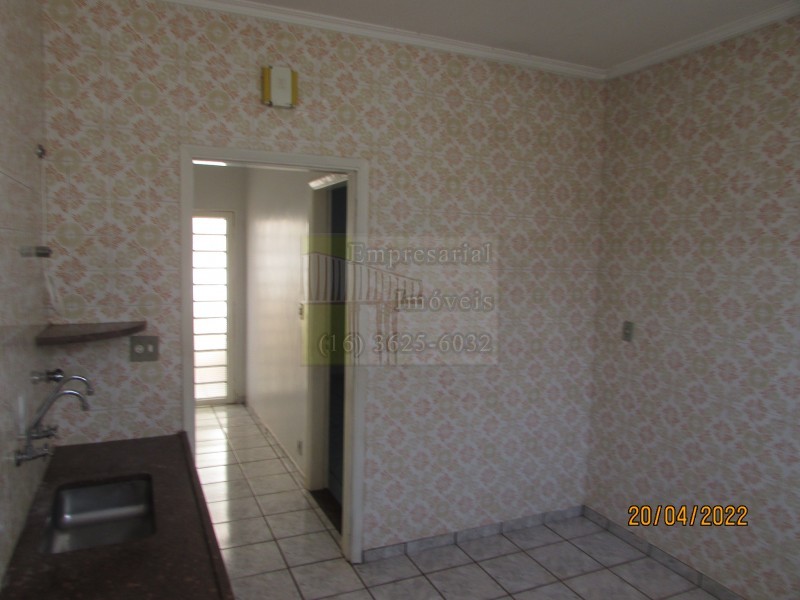 Casa para alugar com 3 quartos, 130m² - Foto 15