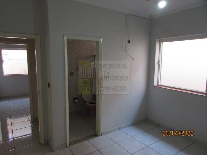 Casa para alugar com 3 quartos, 130m² - Foto 22