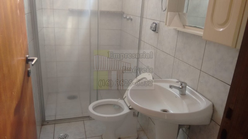 Casa à venda com 3 quartos, 260m² - Foto 4