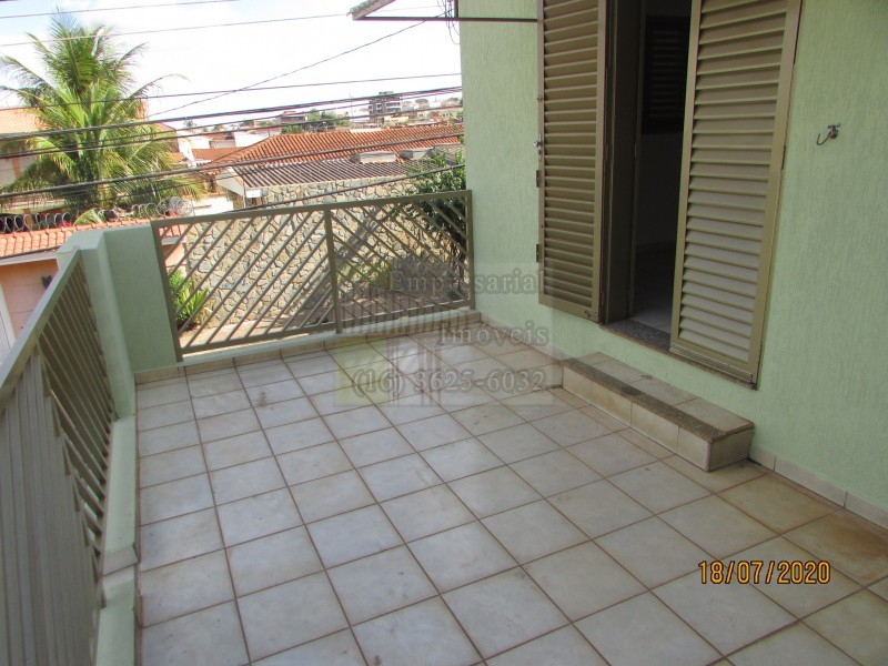 Sobrado para alugar com 3 quartos, 120m² - Foto 13