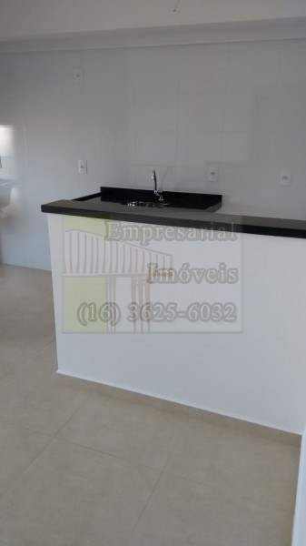 Apartamento à venda com 1 quarto, 45m² - Foto 2