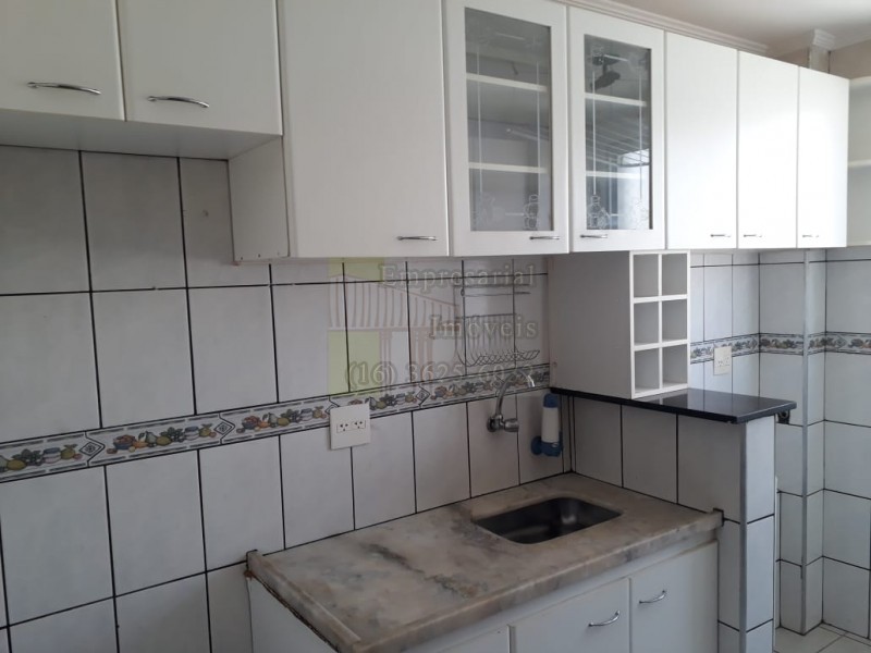 Apartamento à venda com 3 quartos - Foto 1