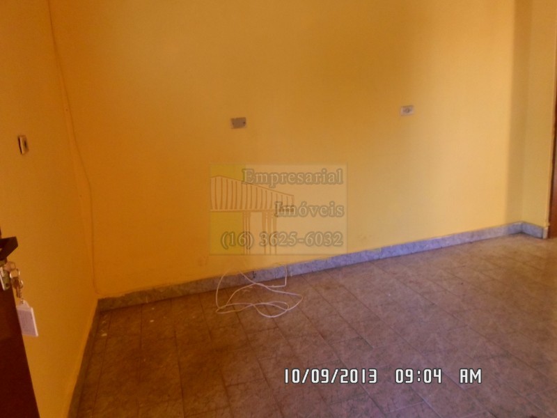 Casa para alugar com 1 quarto, 50m² - Foto 1