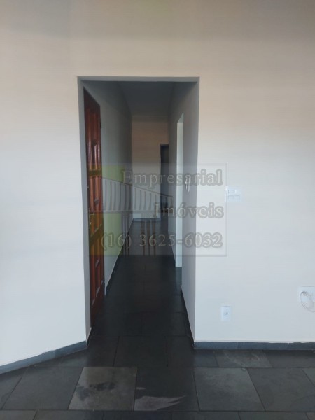 Apartamento à venda com 2 quartos, 70m² - Foto 3