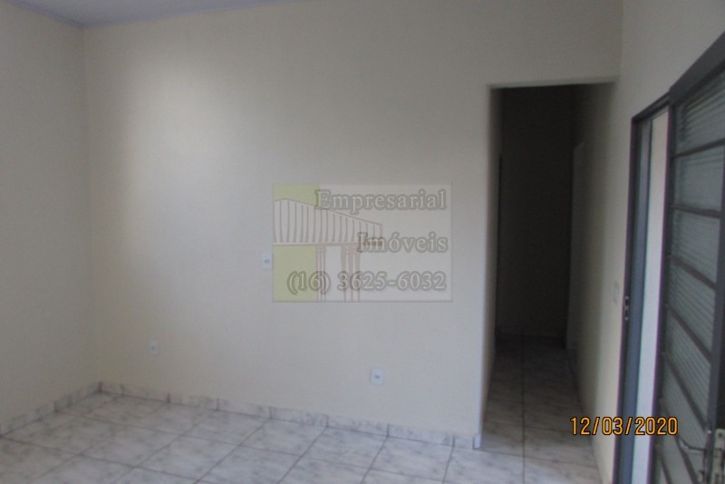 Casa para alugar com 2 quartos, 70m² - Foto 9