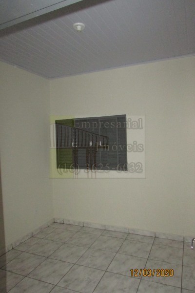 Casa para alugar com 2 quartos, 70m² - Foto 12