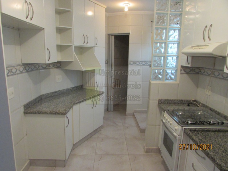 Apartamento à venda com 3 quartos, 90m² - Foto 3