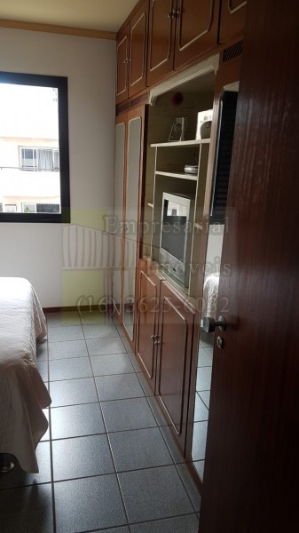 Apartamento à venda com 3 quartos - Foto 12