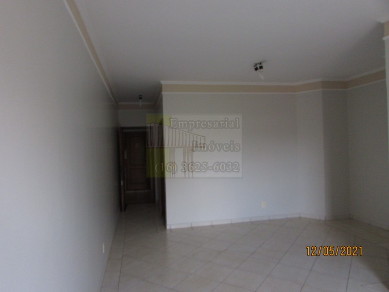 Apartamento à venda com 3 quartos, 100m² - Foto 4