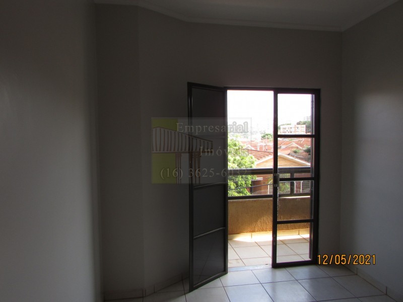 Apartamento à venda com 3 quartos, 100m² - Foto 7