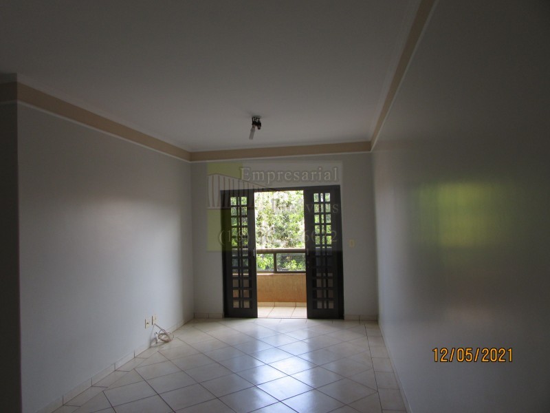 Apartamento à venda com 3 quartos, 100m² - Foto 1