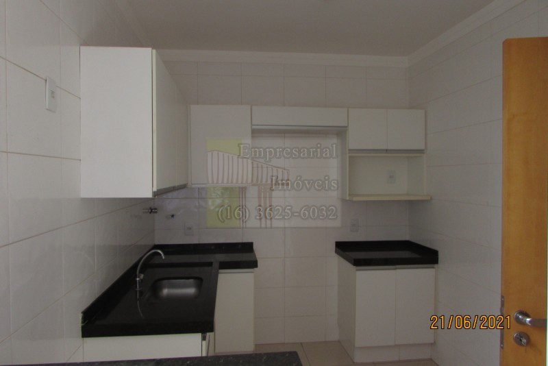 Apartamento à venda com 3 quartos - Foto 4