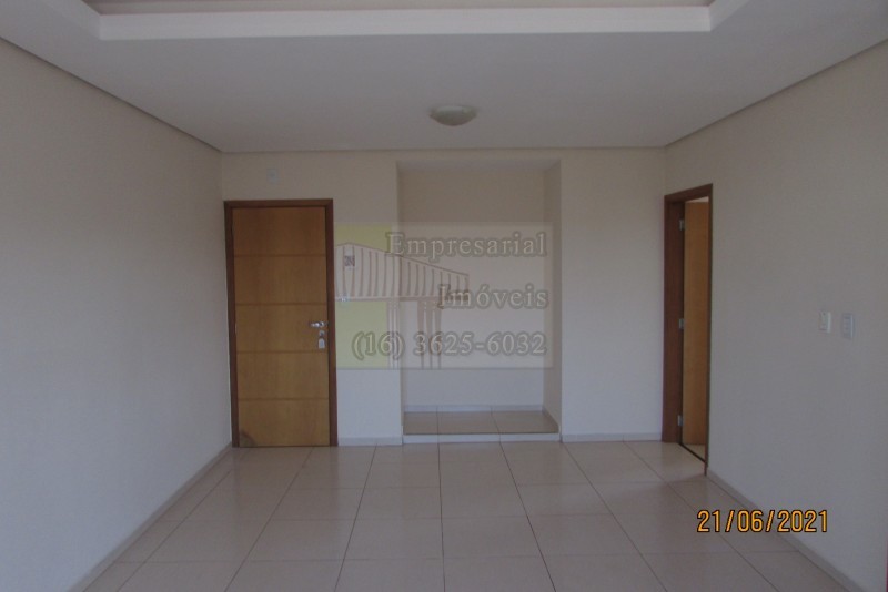 Apartamento à venda com 3 quartos - Foto 3