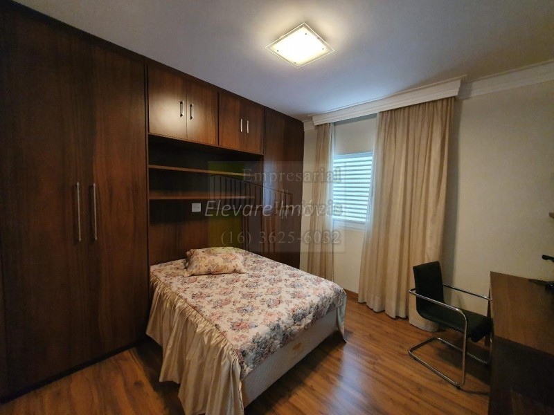 Casa à venda com 4 quartos, 206m² - Foto 12