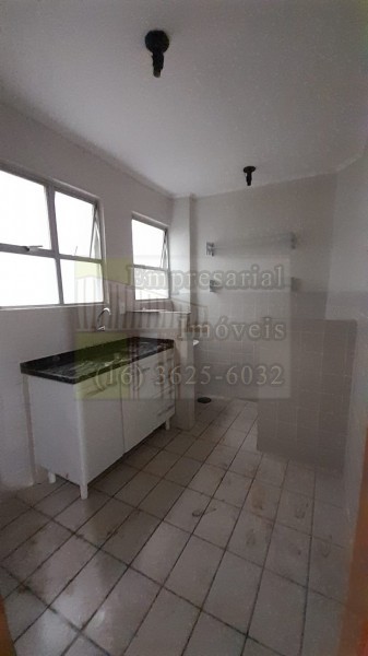 Apartamento à venda com 2 quartos, 65m² - Foto 3