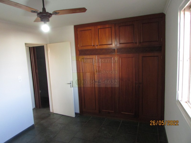 Casa à venda com 2 quartos, 80m² - Foto 13