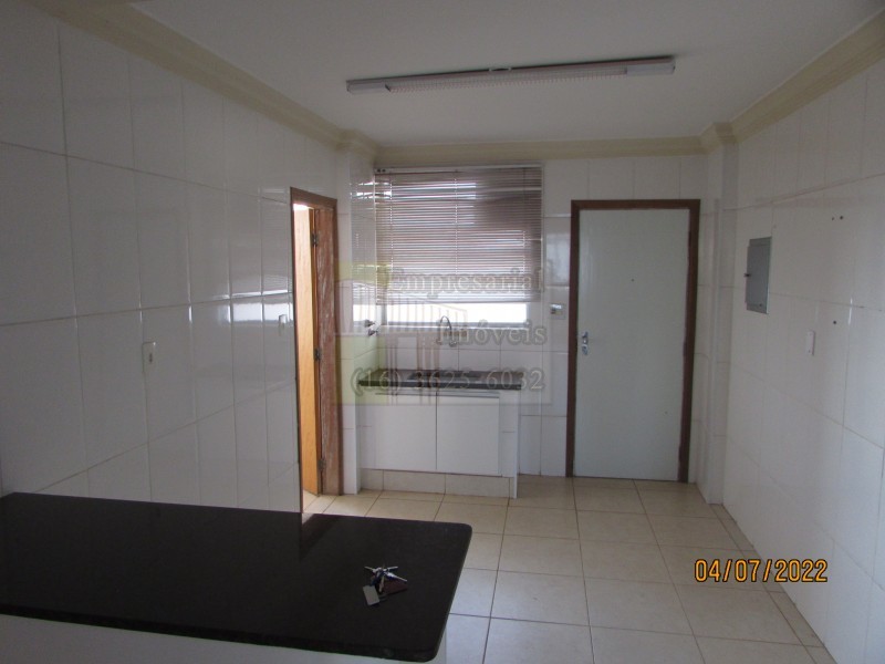 Apartamento à venda com 3 quartos - Foto 18