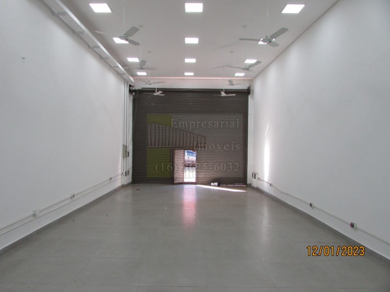 Prédio Inteiro para alugar, 450m² - Foto 2