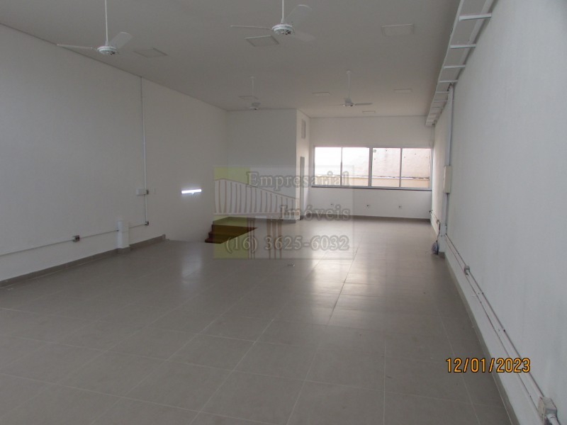 Prédio Inteiro para alugar, 450m² - Foto 4