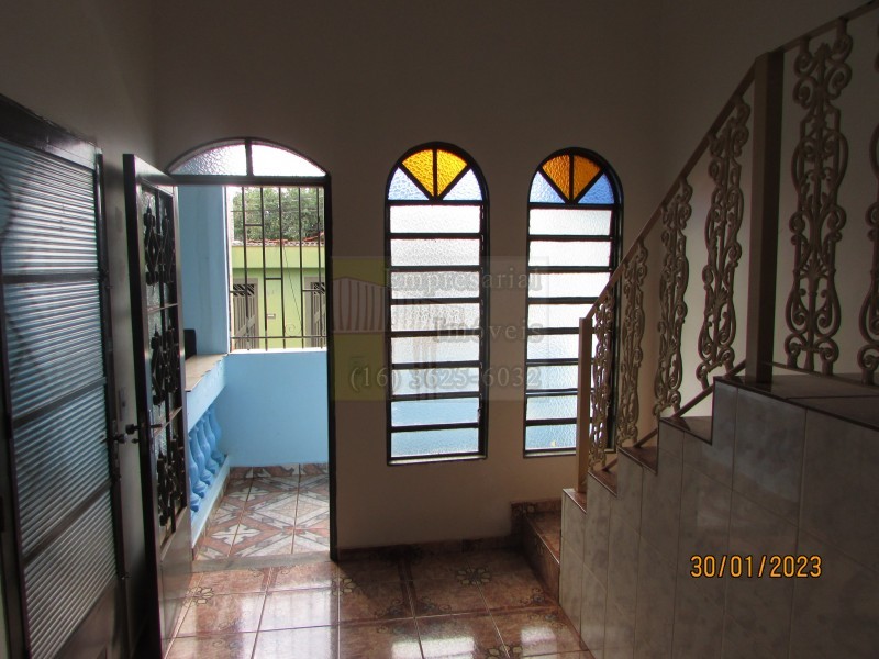 Casa à venda e aluguel com 3 quartos, 100m² - Foto 9