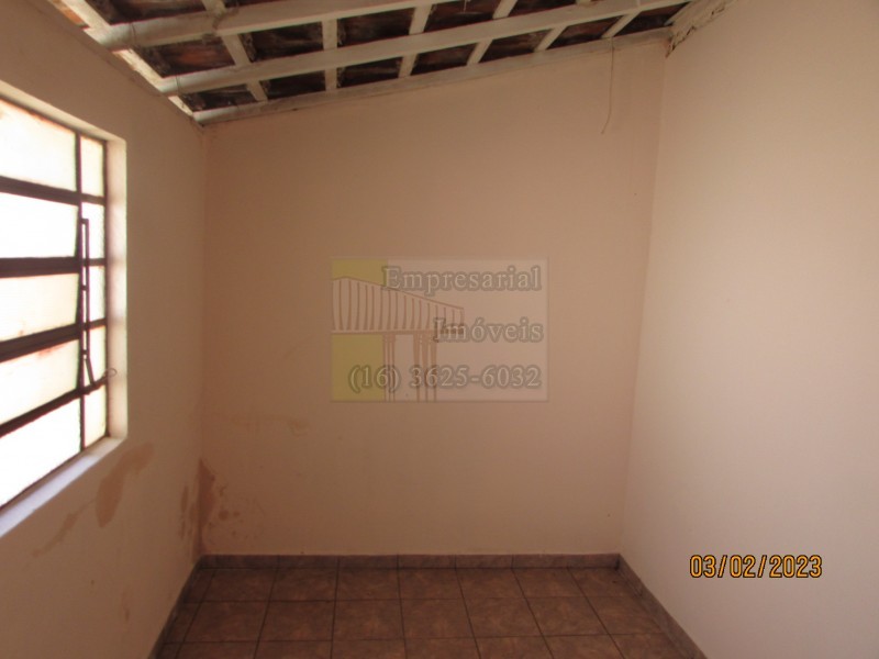 Casa para alugar com 2 quartos, 60m² - Foto 18