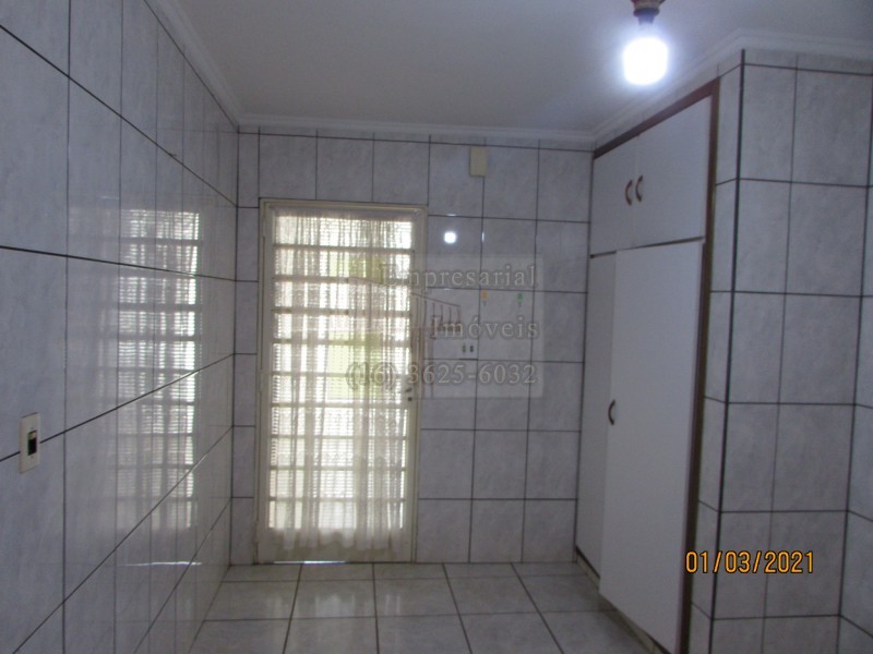 Casa à venda com 2 quartos, 90m² - Foto 10