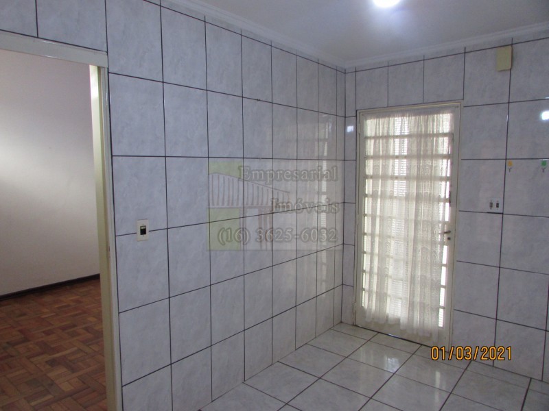 Casa à venda com 2 quartos, 90m² - Foto 12