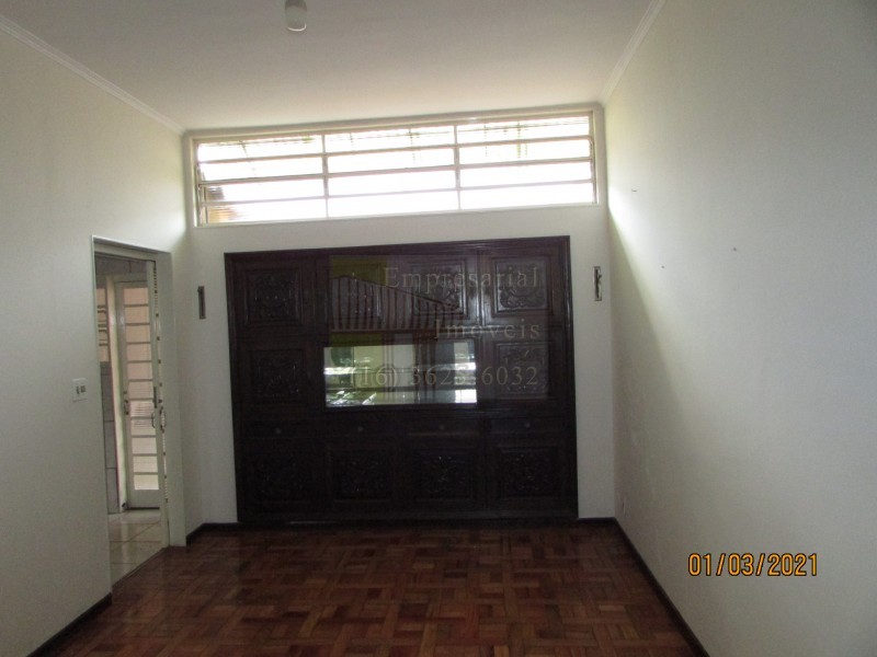 Casa à venda com 2 quartos, 90m² - Foto 8