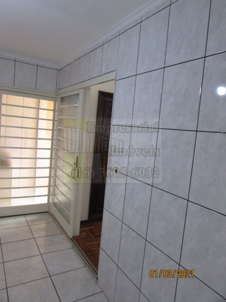 Casa à venda com 2 quartos, 90m² - Foto 13