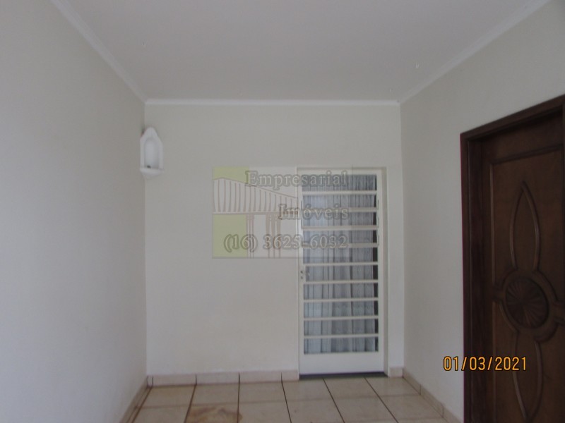 Casa à venda com 2 quartos, 90m² - Foto 4