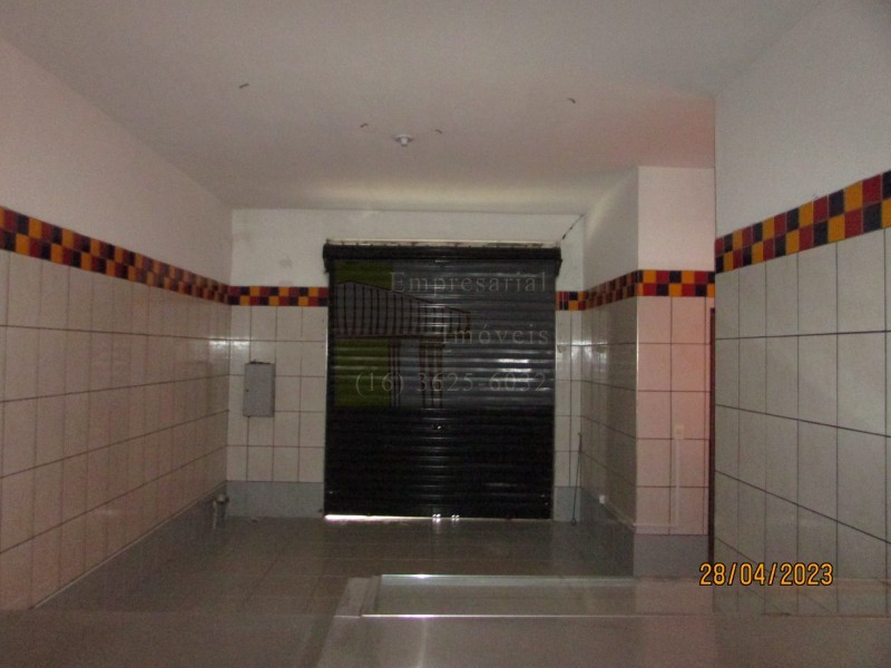 Prédio Inteiro para alugar, 60m² - Foto 2