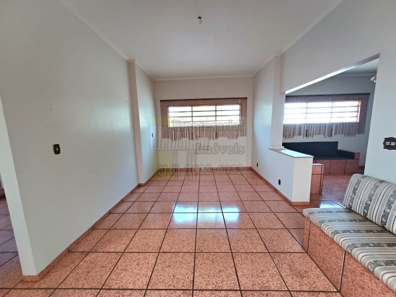 Casa à venda com 2 quartos, 120m² - Foto 8