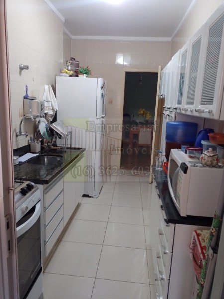 Apartamento à venda com 2 quartos, 70m² - Foto 4