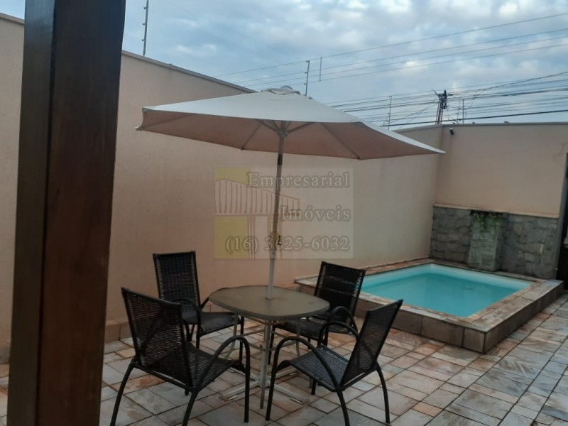 Casa à venda com 3 quartos, 135m² - Foto 5