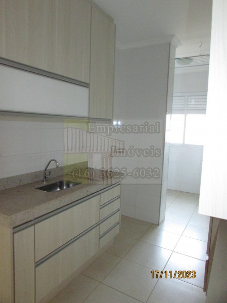 Apartamento para alugar com 3 quartos, 93m² - Foto 5