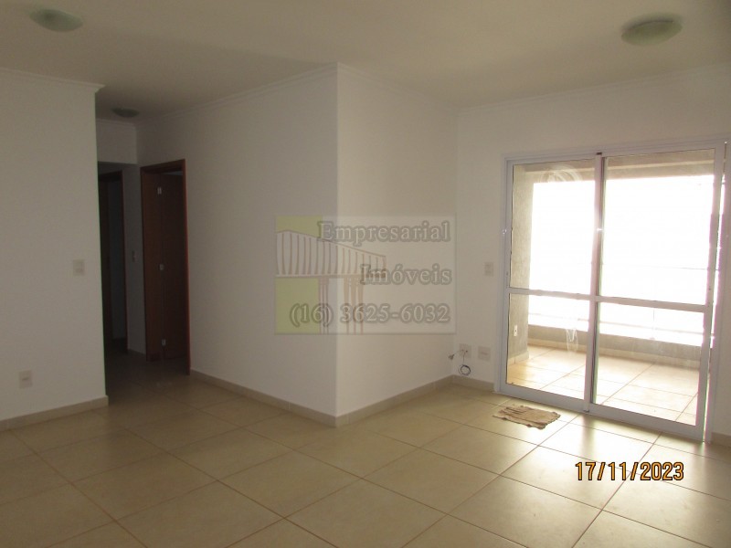 Apartamento para alugar com 3 quartos, 93m² - Foto 2