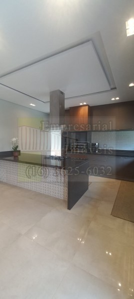 Sobrado à venda com 3 quartos, 305m² - Foto 12