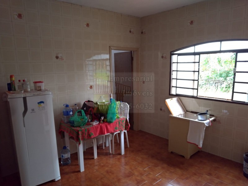 Fazenda à venda com 2 quartos, 10000m² - Foto 12