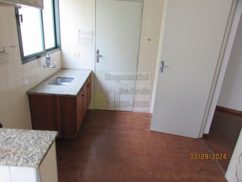 Apartamento para alugar com 3 quartos, 90m² - Foto 4