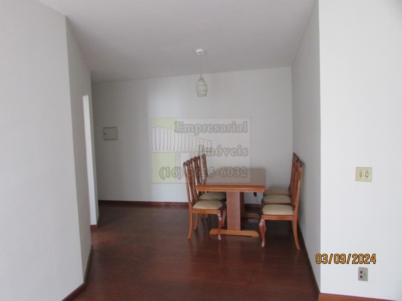 Apartamento para alugar com 3 quartos, 90m² - Foto 2