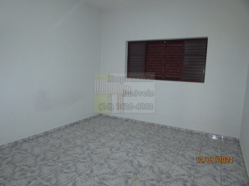 Casa para alugar com 2 quartos, 80m² - Foto 3