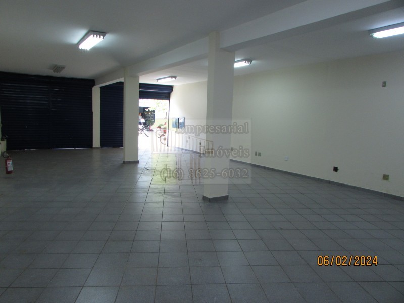 Prédio Inteiro para alugar, 270m² - Foto 3