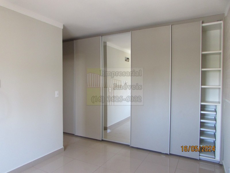 Apartamento para alugar com 3 quartos, 144m² - Foto 13