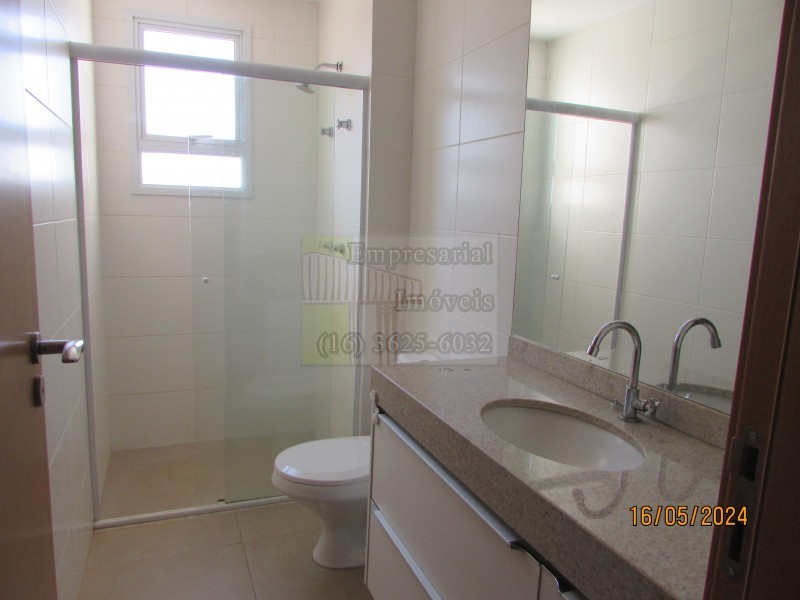 Apartamento para alugar com 3 quartos, 144m² - Foto 12