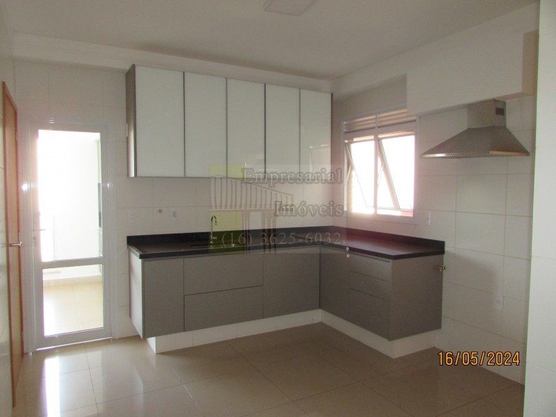 Apartamento para alugar com 3 quartos, 144m² - Foto 5