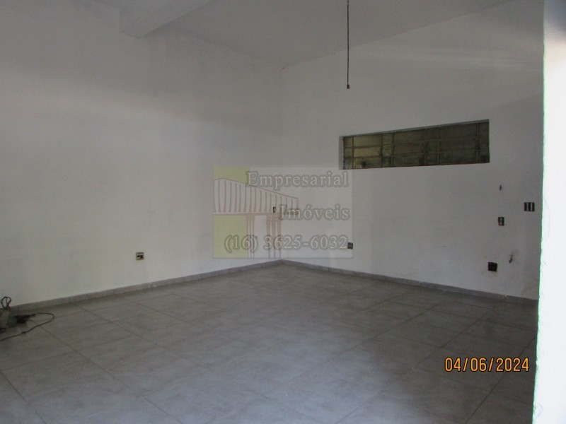 Prédio Inteiro para alugar, 70m² - Foto 2