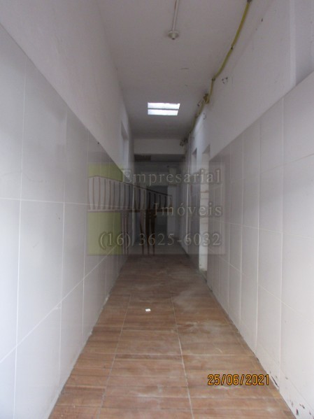 Prédio Inteiro para alugar, 70m² - Foto 3