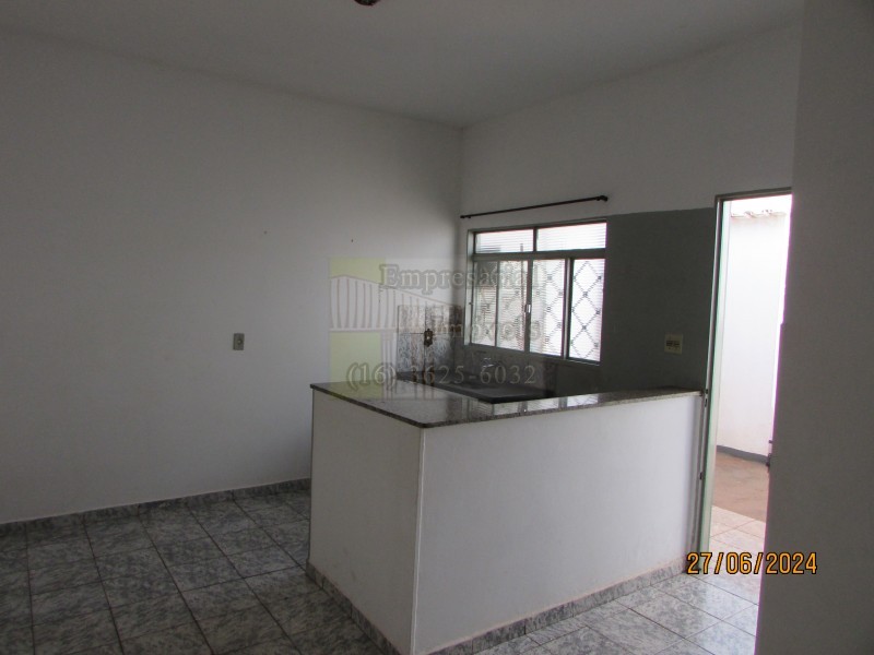 Casa para alugar com 1 quarto, 50m² - Foto 3