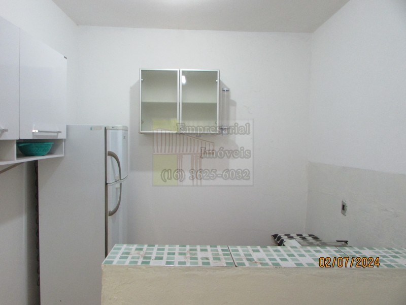 Casa para alugar com 1 quarto, 28m² - Foto 4